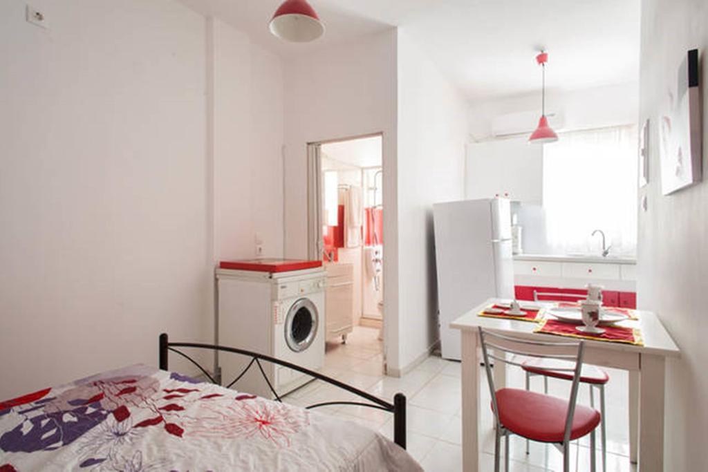 Wavedance Accommodation ซาลามีส ภายนอก รูปภาพ